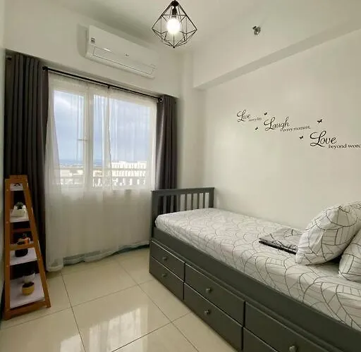 A Cozy 2 Bedroom Unit With A Parking At South Residences Sm Southmall * Manila