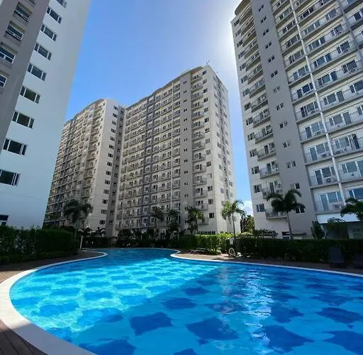 A Cozy 2 Bedroom Unit With A Parking At South Residences Sm Southmall