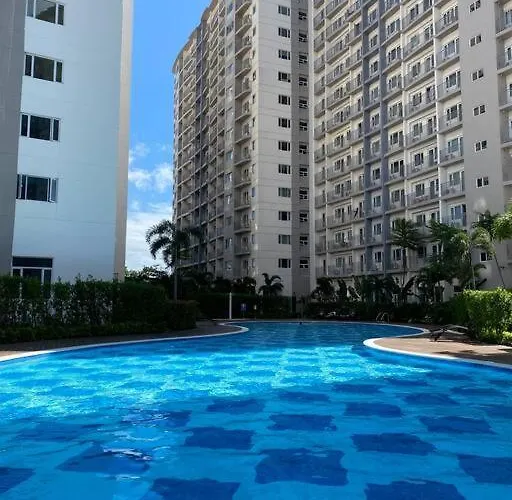 Apartment A Cozy 2 Bedroom Unit With A Parking At South Residences Sm Southmall
